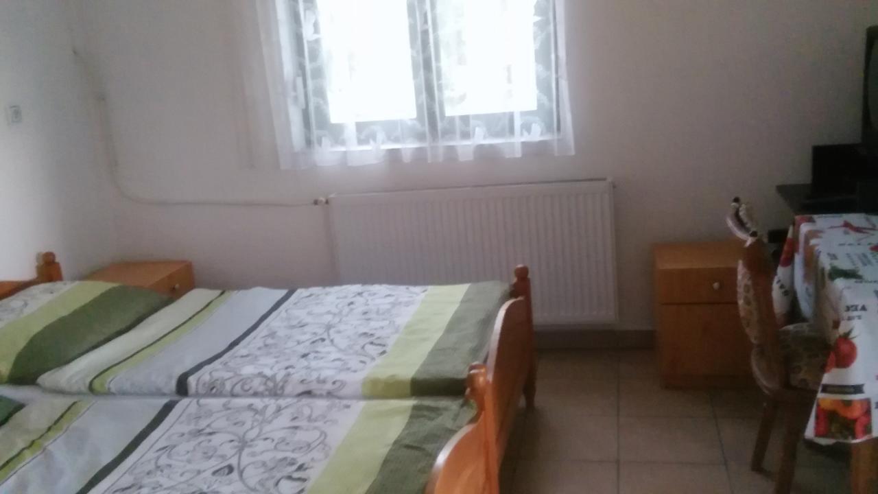 Aquaparti Apartmanok Hajduszoboszlo Exterior photo